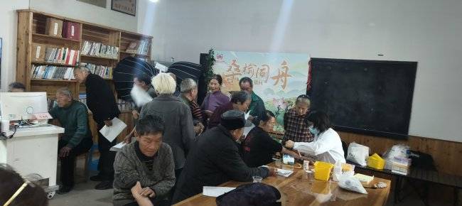 不用跑县城!兰溪瑞康送医下乡东西村老人家门口做全项体检(图3) 不用跑县城!兰溪瑞康送医下乡东西村老人家门口做全项体检(图3)