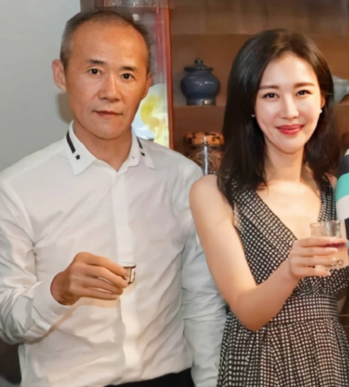 90年代少女时代的田朴珺一组罕见留影容貌出众感慨天生丽质