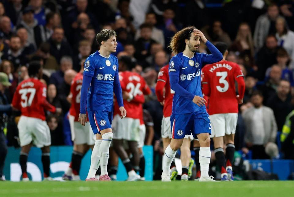 卡里克若转正阿莫林有贡献！葡媒称他奠定曼联改革根基，卖加纳乔当记大功