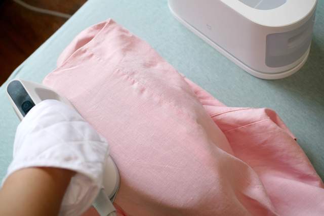 米家熨烫机2评测：除菌除螨，熨衣从此告别“皱”烦恼