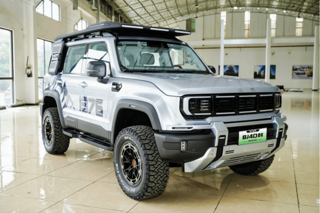 三重进阶 一步到位！BJ40增程推出珠峰山境官方套件1722.png