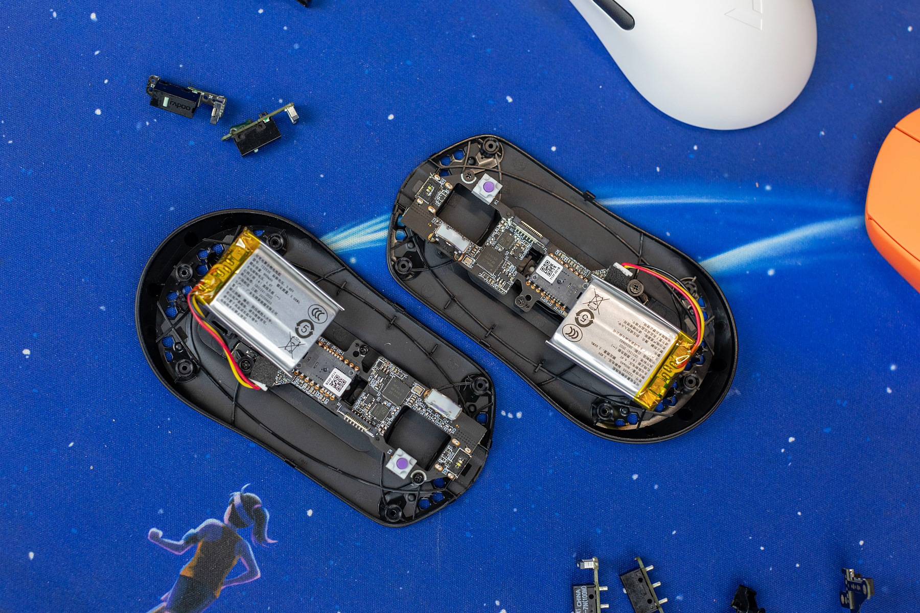 雷柏VT1/VT1MAX拆机实测，这49克分量里藏着哪些值得玩味的细节