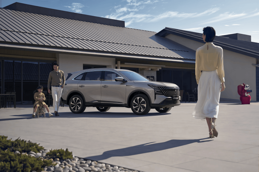 长安蓝鲸超擎引领HEV进入7 万时代！2432.png