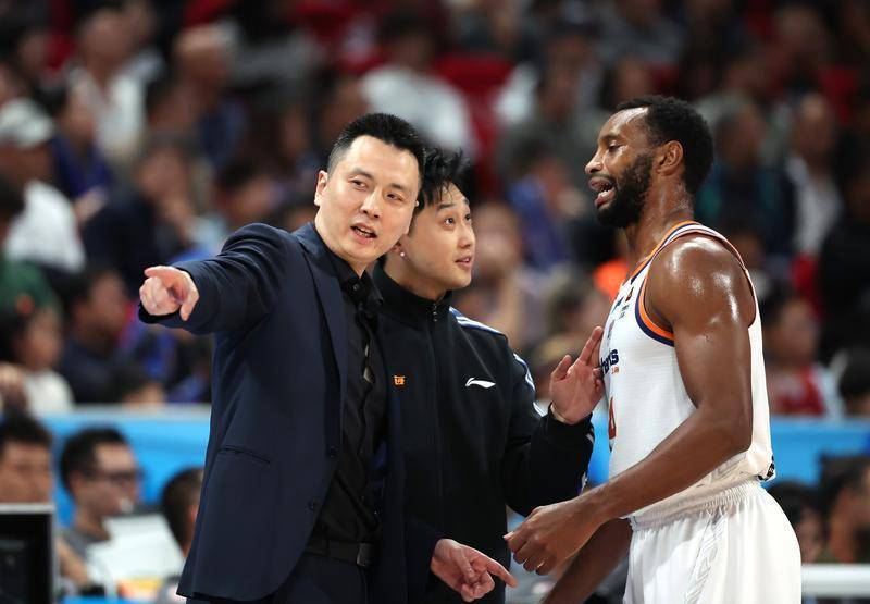 CBA最佳教练员候选名单：卢伟/王博/郑永刚谁能获胜？