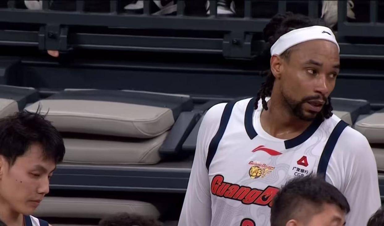 提前退出广东队？曝萨林杰已加盟波多黎各联赛，朱芳雨看走眼了！