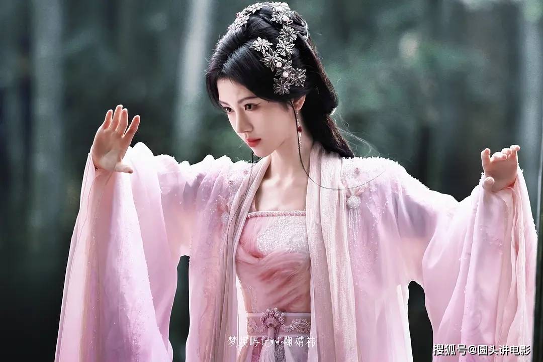 当前很火的五部电视剧，《佳偶天成》排在第二，你在追哪一部？