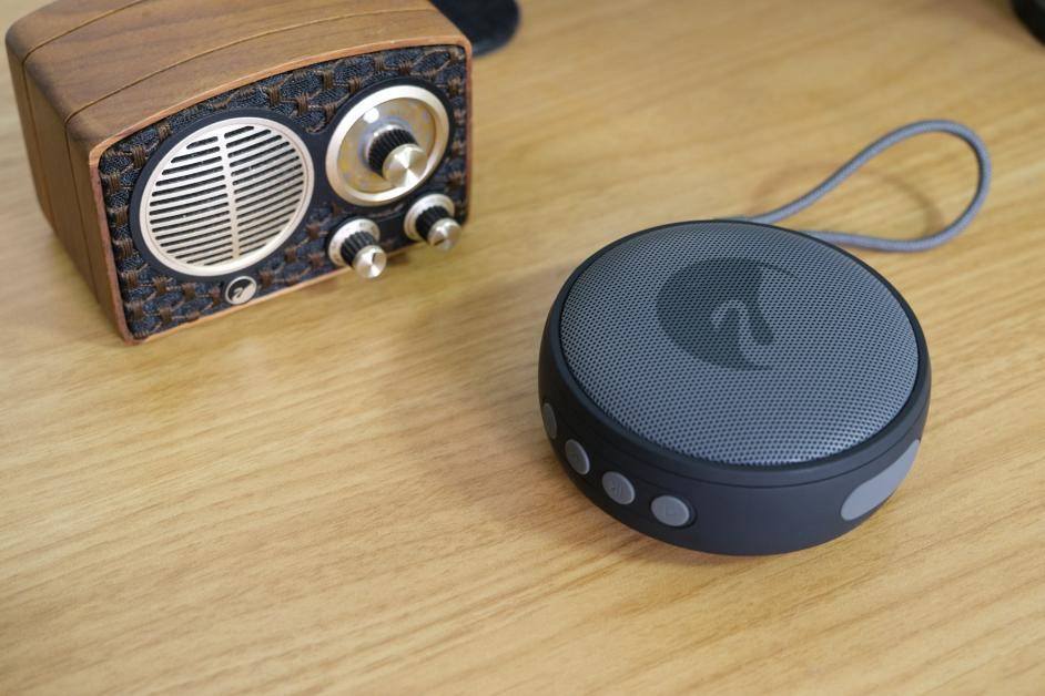便携式蓝牙音箱哪个牌子音质最好？五款音质不错的便携蓝牙音箱推荐，续航拉满