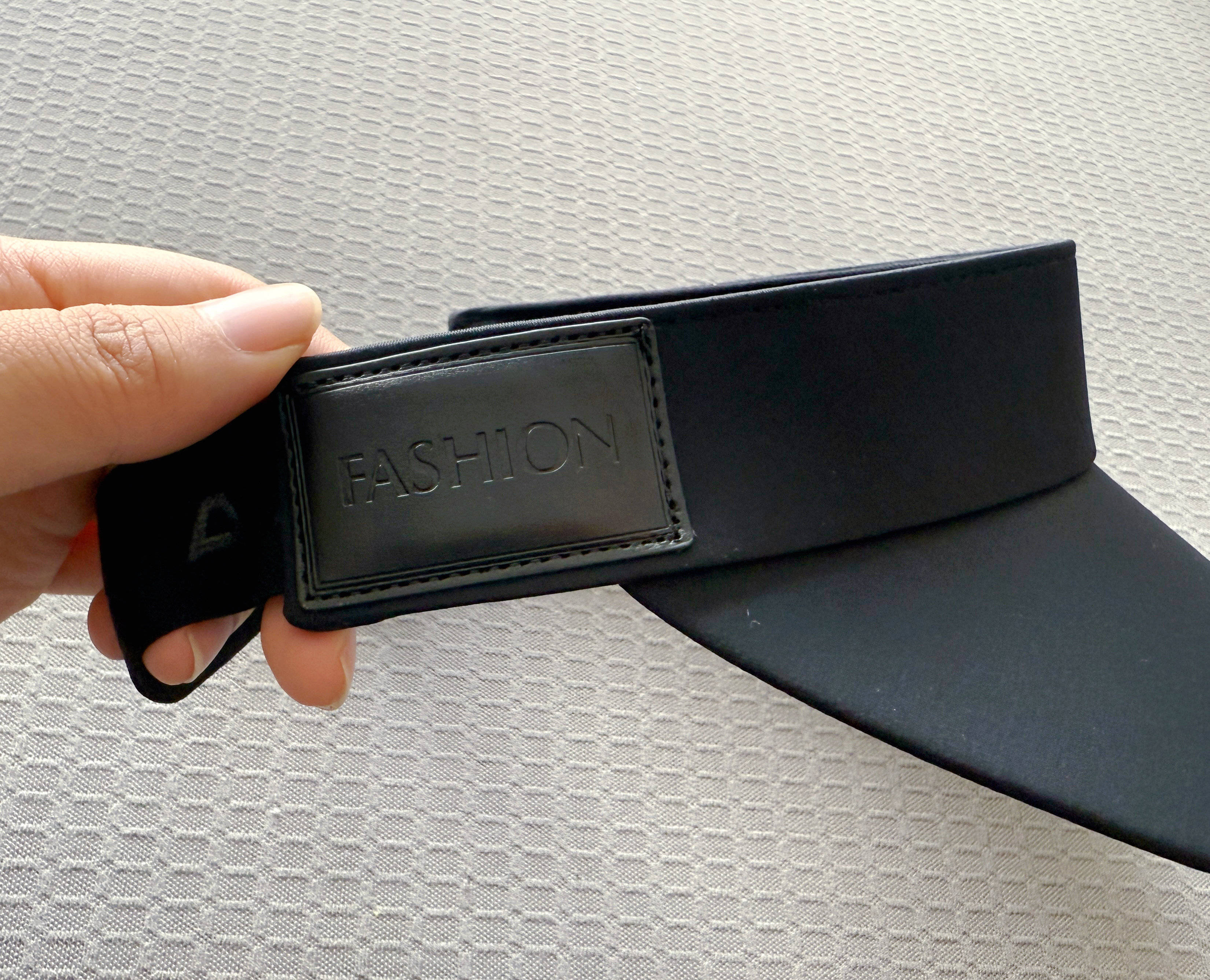 打工通勤救星！这顶能导航的防晒帽，告别“手忙脚乱+暴晒焦虑”