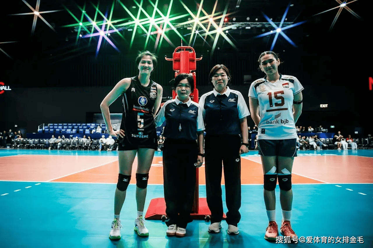 亚冠女排四强出炉！43岁泰国老将狂砍17分，缪伊雯将战日本劲旅