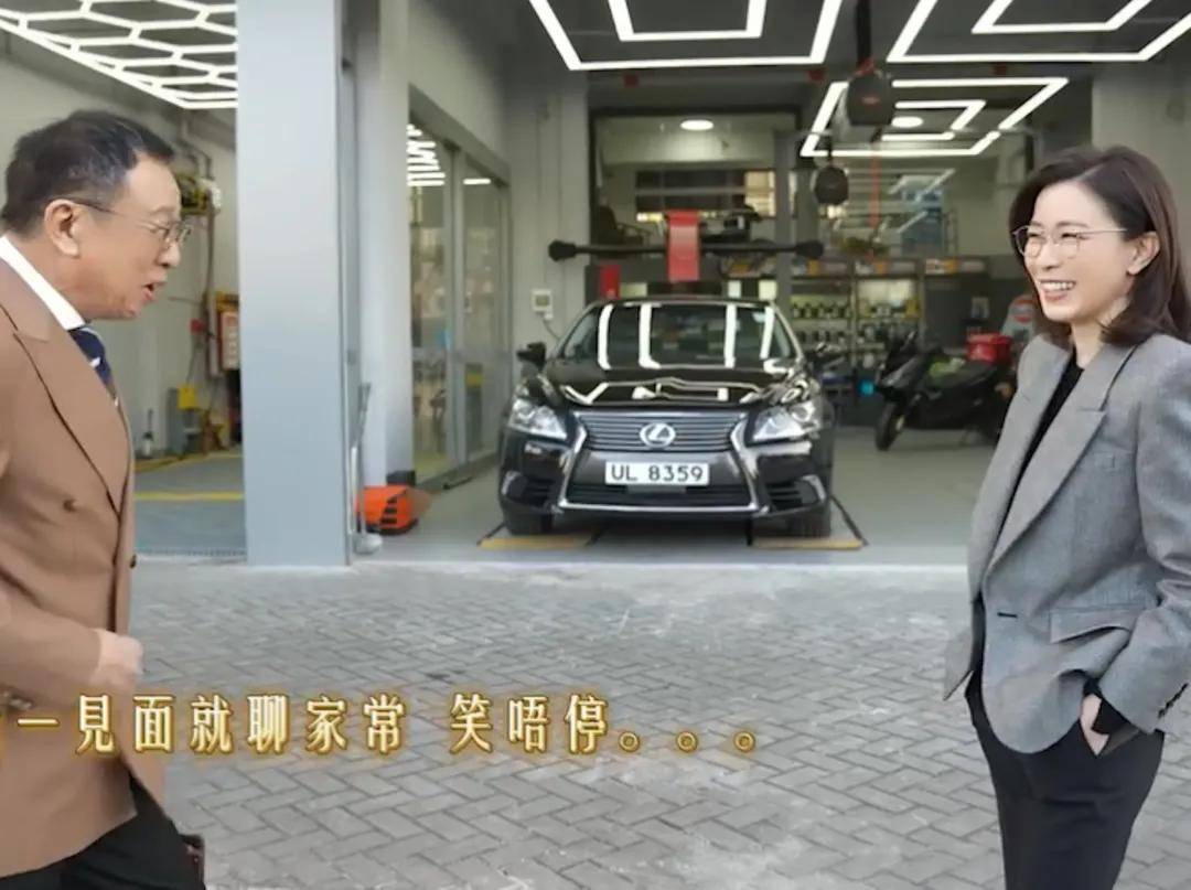 Benz哥與阿佘一見面就笑唔停。（TVB）