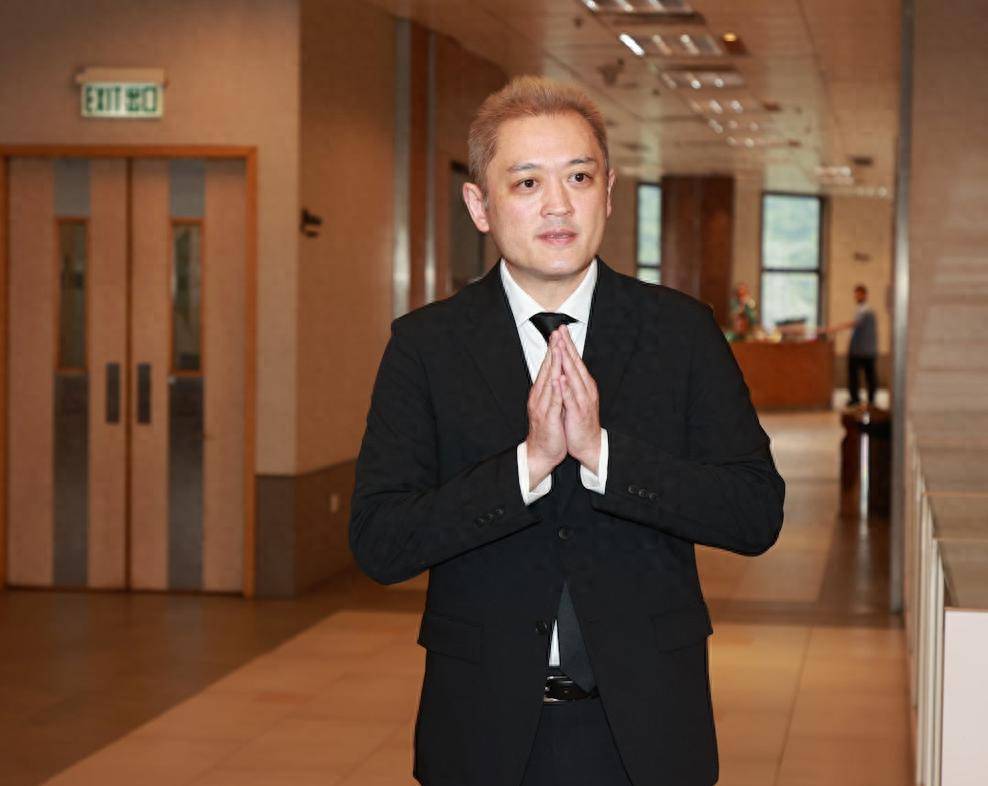 原创            李家鼎长子不满被曝掏空父亲积蓄，反指弟弟要卖祖屋，拿走340万