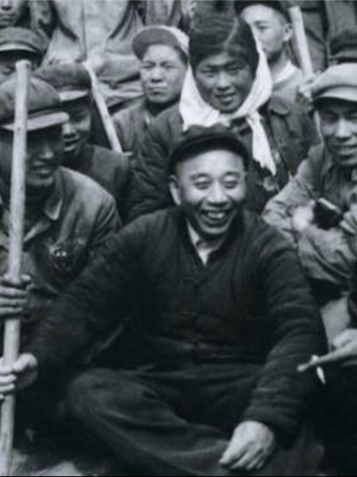 1953年,开国大将王震被撤职,毛主席严厉批评:你坏了中央的大事! (2)