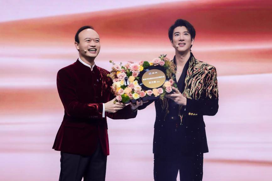 40.98万元起,标配第二代刀片电池及闪充技术,腾势N9闪充版上市-最极客