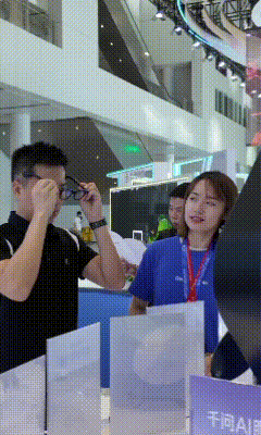 勇立潮頭大灣區丨首設人工智能展區 文博會引領“文化+科技”沉浸體驗