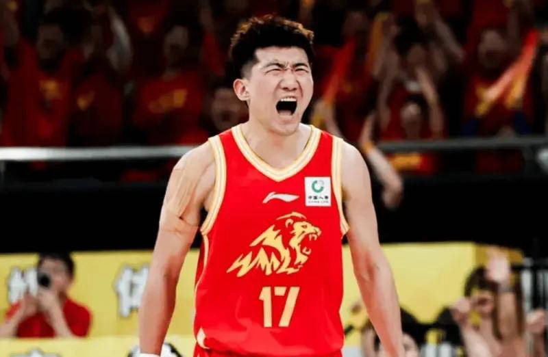 广厦G4战胜深圳，孙铭徽与两位小外援表现出色，胡金秋效率高