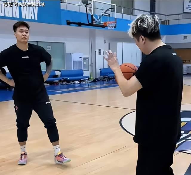 CBA三消息：赵睿闭关特训，怀特塞德复出存疑，状元或平替王少杰