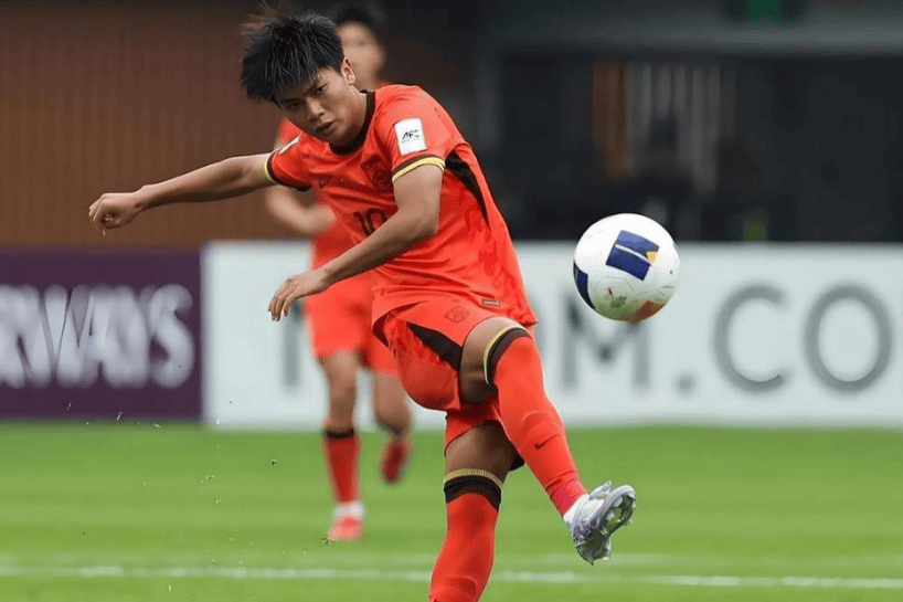 U19国足力克沙特！对手主帅点赞一人：中国足球未来之星！