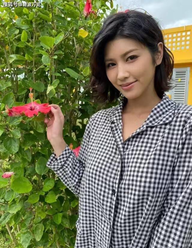 顶级萝莉+核弹身材！暗黑张韶涵“美乃雀”降临