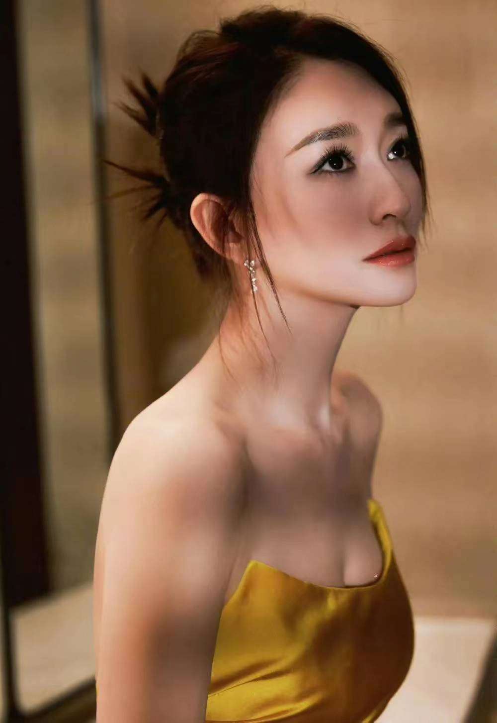 原创            李小冉受伤乌龙！节目组急澄清：别让谣言伤了综艺心