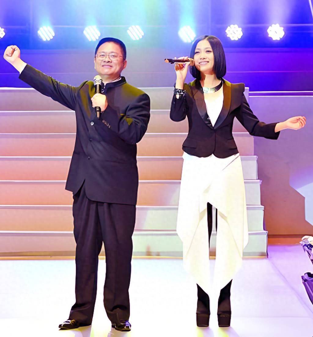 原创            著名音乐家姚峰：女儿姚贝娜病逝11年，他至今还为自己的失误懊悔
