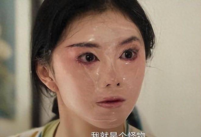 女演员千万别整容，26 岁刘浩存33岁杨紫对比，就明白张艺谋没说