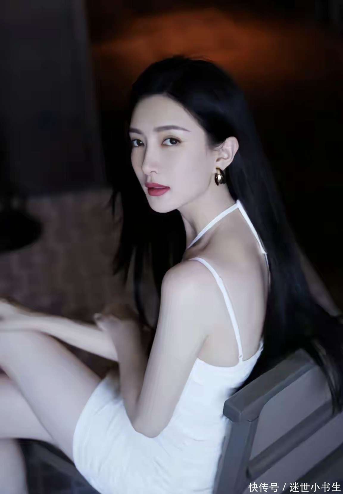 美若天仙江疏影：蕙质兰心，沉鱼落雁。闭月羞花，绝代芳华！