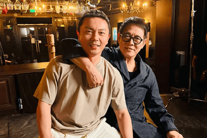 李连杰与谢苗再同框 感慨时光飞逝“儿子”已长大