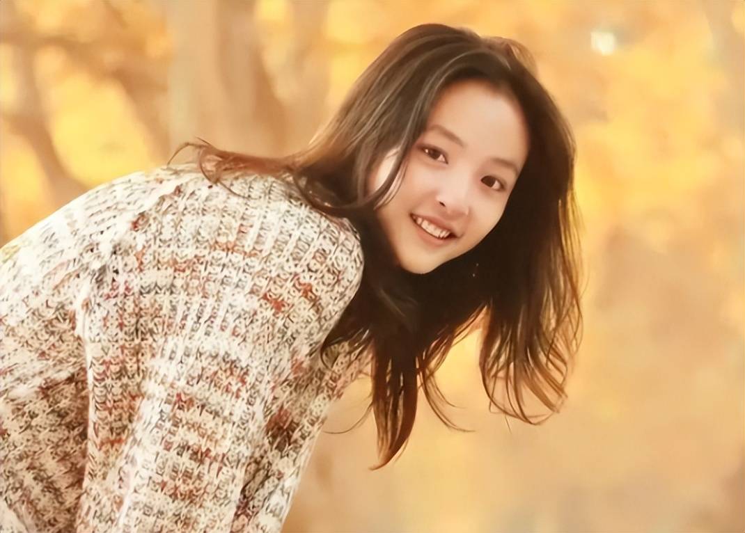 原创            吴倩突然热搜刷屏，粉丝感叹美女学霸恋爱脑结婚生娃错失90花顶流