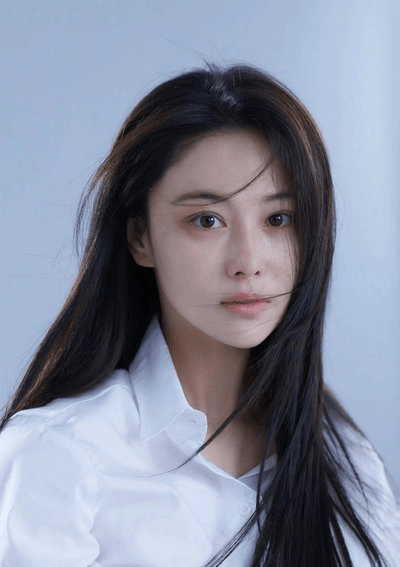 原创            被舆论追着骂了好几年，她转身嫁给圈外人，如今生活让所有人闭嘴