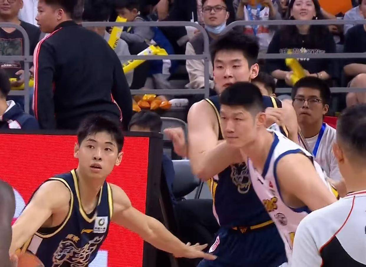 加盟广东成首选？CBA第一内线大杀器或被交易，曾被杜锋点名要人