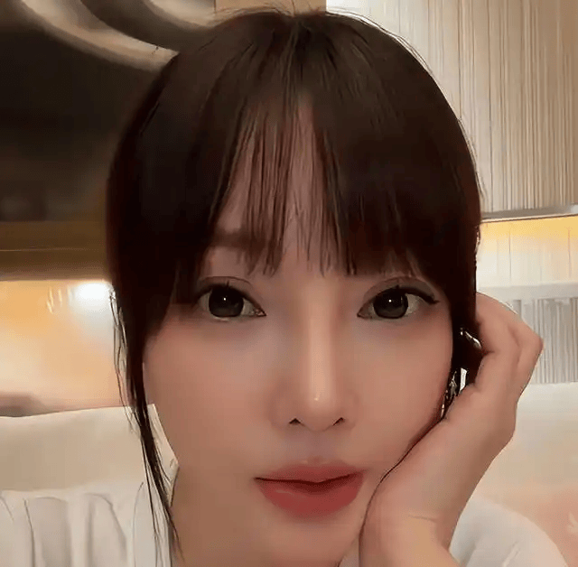 考古|李小璐自嘲是恋爱脑！无戏可拍只能靠跳舞博曝光，女儿也进青春期不好管