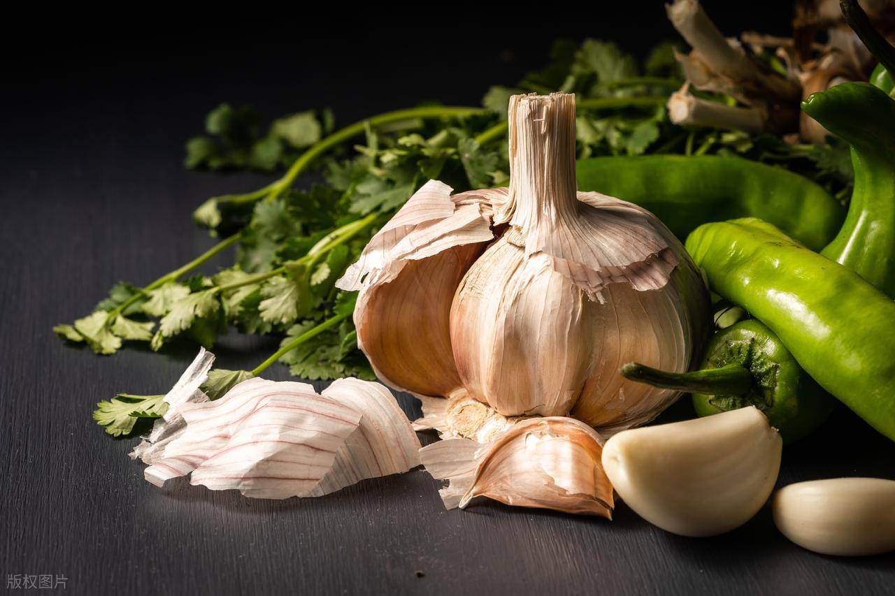 原创            大蒜被点名了！发现：糖尿病病人吃大蒜，不必等多久，或有4变化