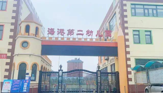 大宾美术为河北省唐山市海港第二幼儿园打造木工坊