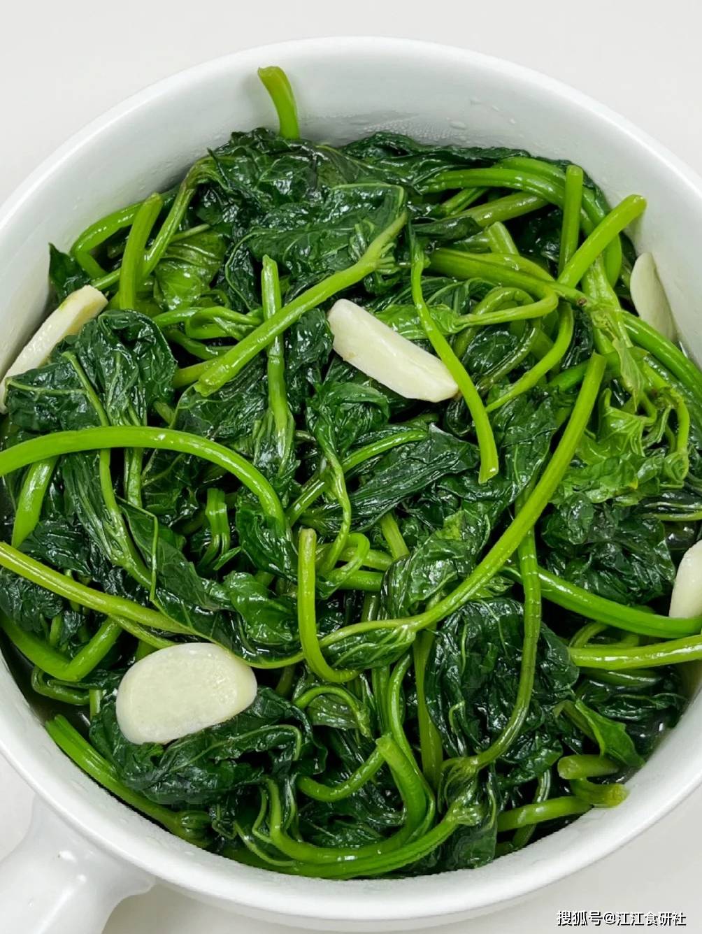 原创            入伏后，冬瓜丝瓜先靠边！多吃这3道“长寿菜”，健脾养胃强体质