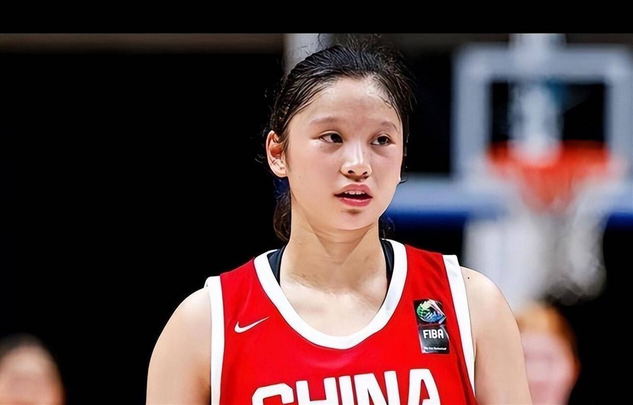 U17女篮：亚洲四队全赢 中国女篮造惨案，超级替补打出统治级表现