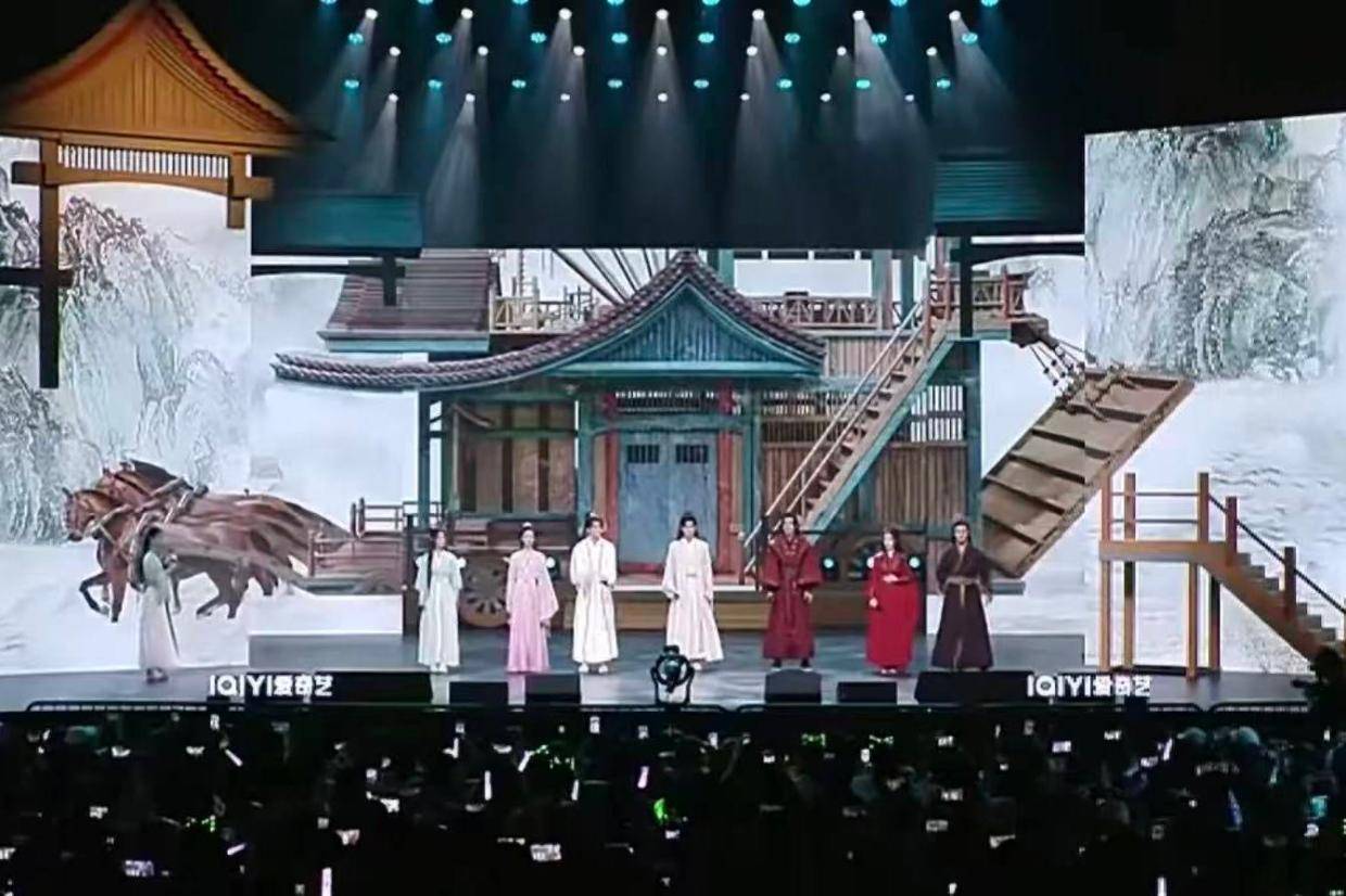 张凌赫田曦薇缺席《逐玉》演唱会，剧集演唱会为什么熄火了？封面图
