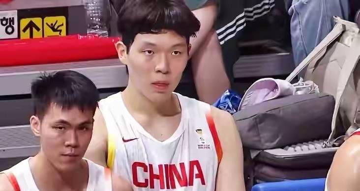 中国男篮最新12人大名单预测出炉，男篮赢球关键点，苏群早已点明