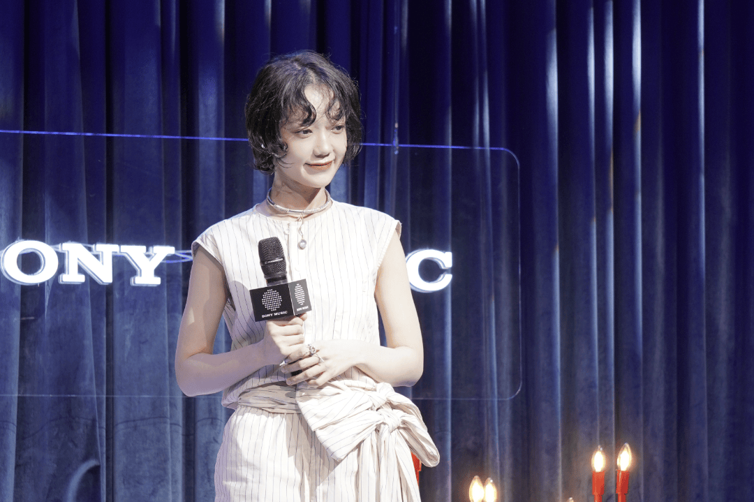 希林娜依·高签约索尼音乐，新专与年末巡演计划重磅来袭