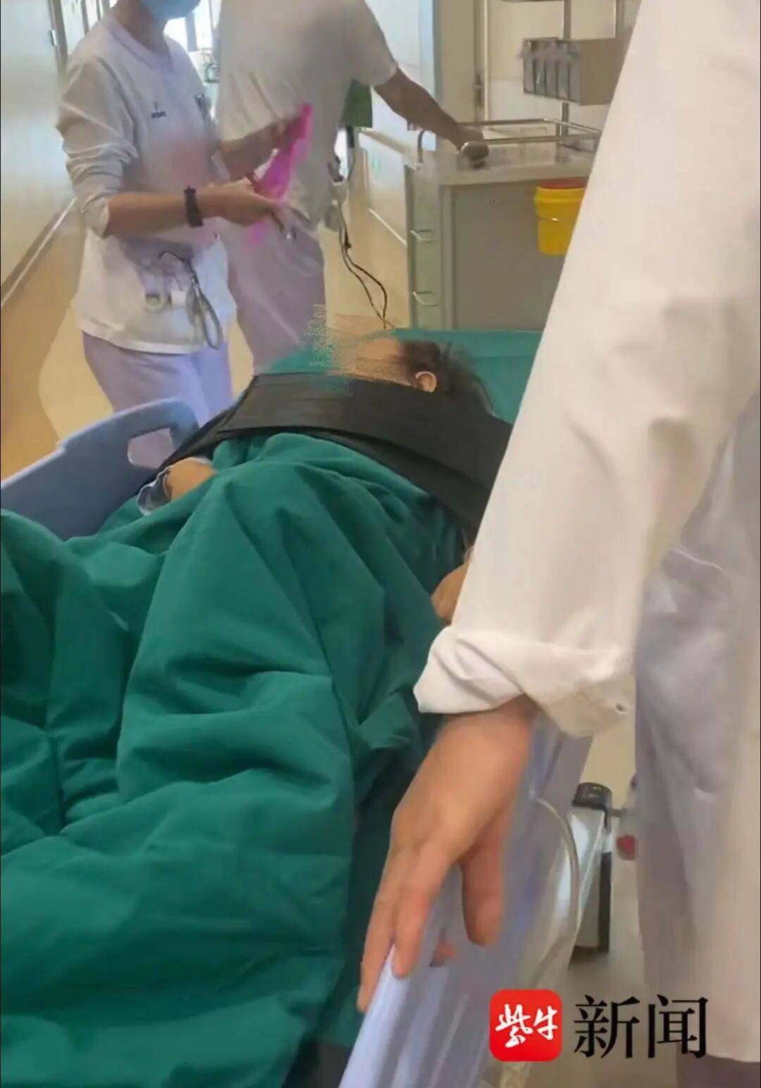 3岁罕见病女童完成冻卵巢手术,妈妈：希望给女儿未来选择的权利