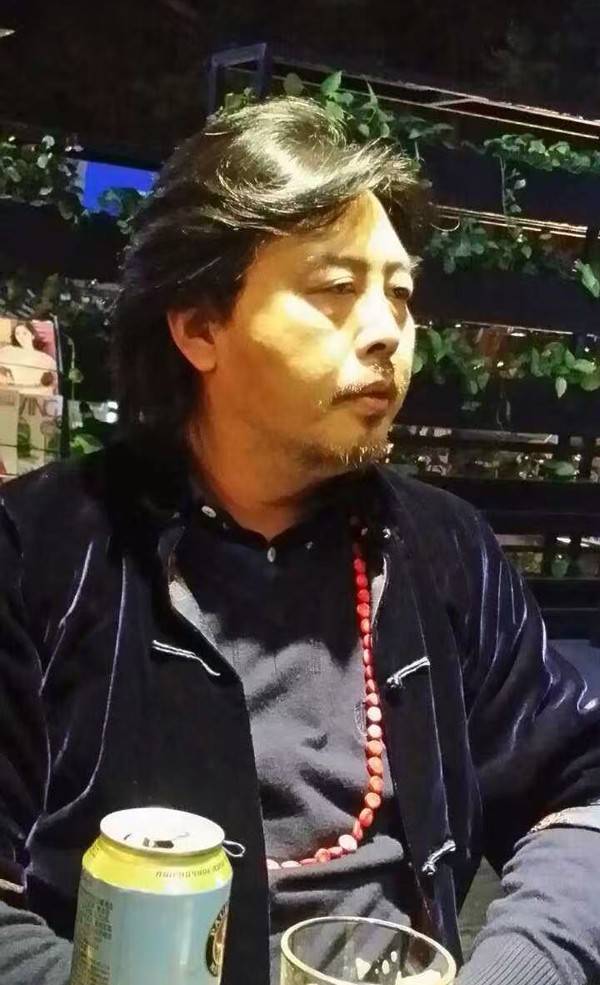 笔墨凝情：著名画家俞冰人物画见风骨，花鸟画见生机