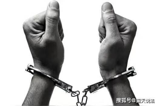 医生韩杰因医疗事故获刑仍不认罪，如何界定医疗过失的刑事边界？