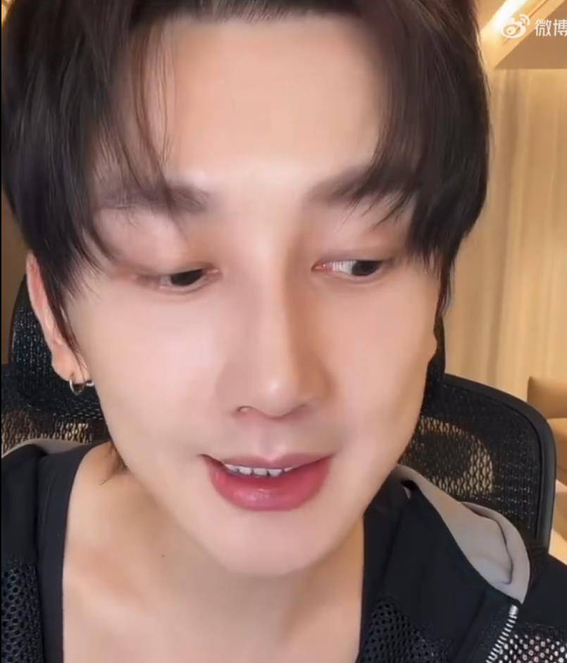娜扎前经纪人李登科曝带朋友找张凌赫合照被拒，提醒粉丝别被黄牛骗
