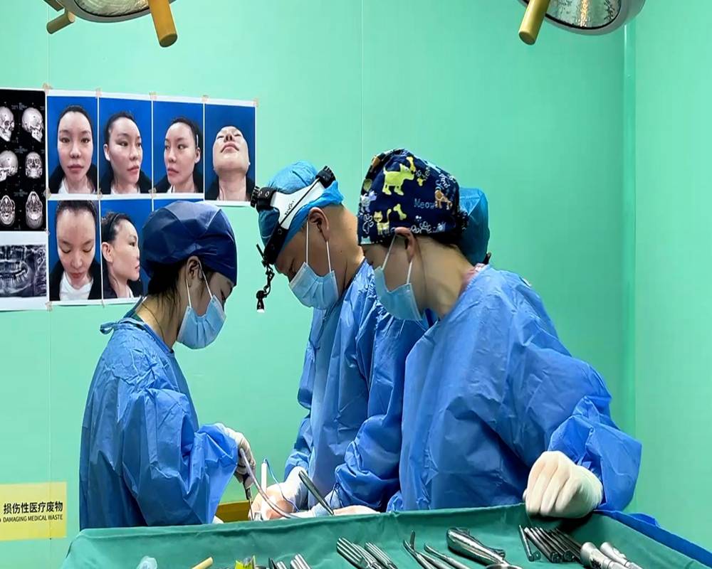 韩籍颌面整形医师执业及服务情况介绍_骨骼_人群_问题