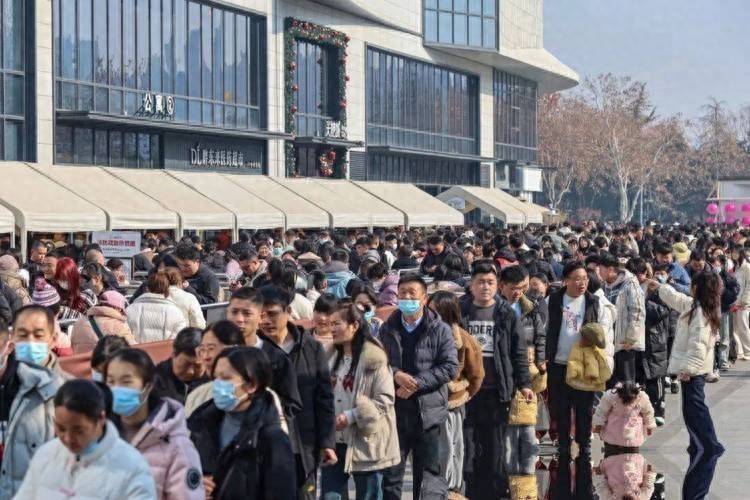 许昌胖东来生活广场将闭店
