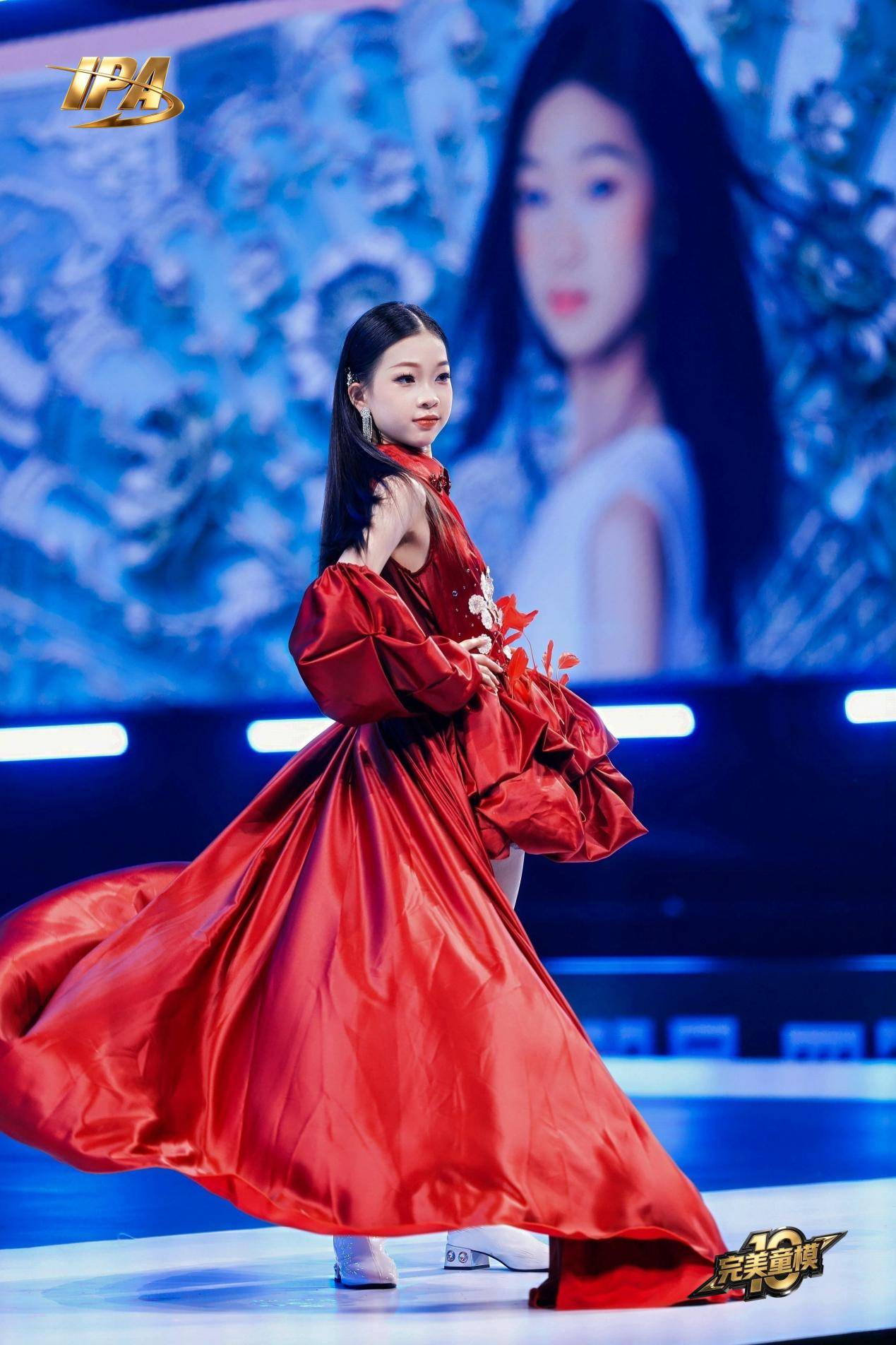 全网出圈!第十季完美童模 形象大使曹芷凝高光回顾!