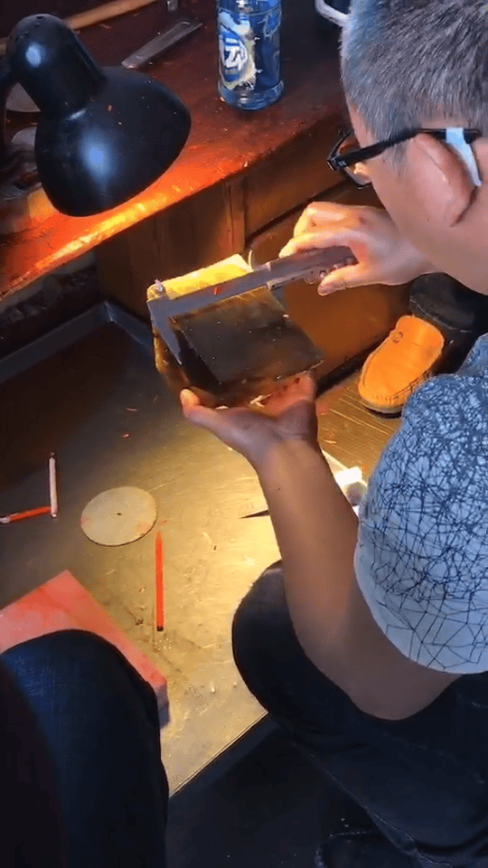 灵漠水晶是谁?东海水晶城专注金发晶、钛晶、铜发晶的精品选品服务 商业资讯 第9张 灵漠水晶是谁?东海水晶城专注金发晶、钛晶、铜发晶的精品选品服务 商业资讯 第9张