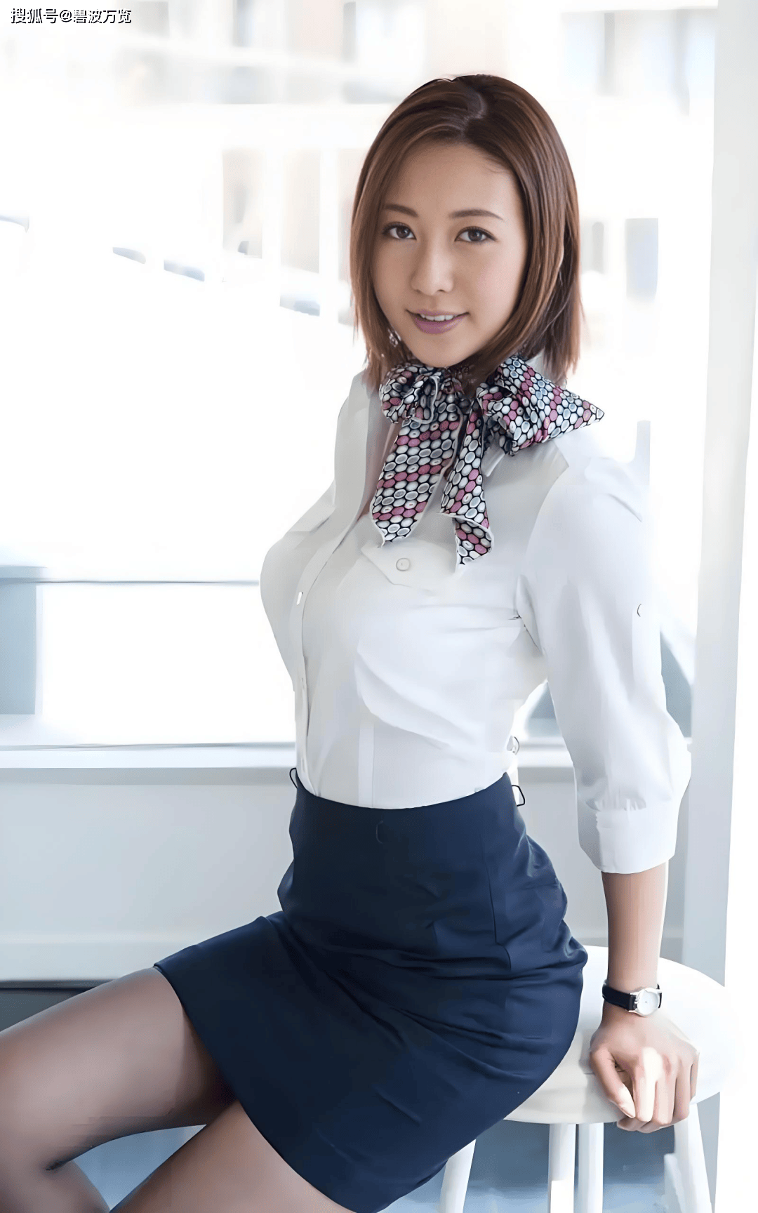 松下纱荣子：靠气质壁垒筑起暗黑神话最强知性御姐