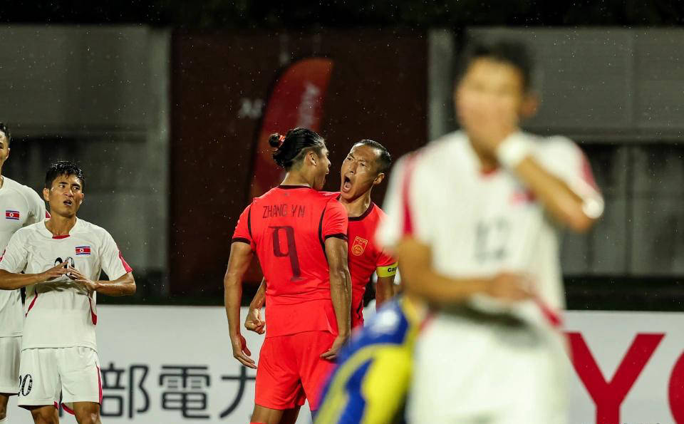 U23国足迎来亚运会首胜，吴曦世界波入网，双重荣光打破魔咒
