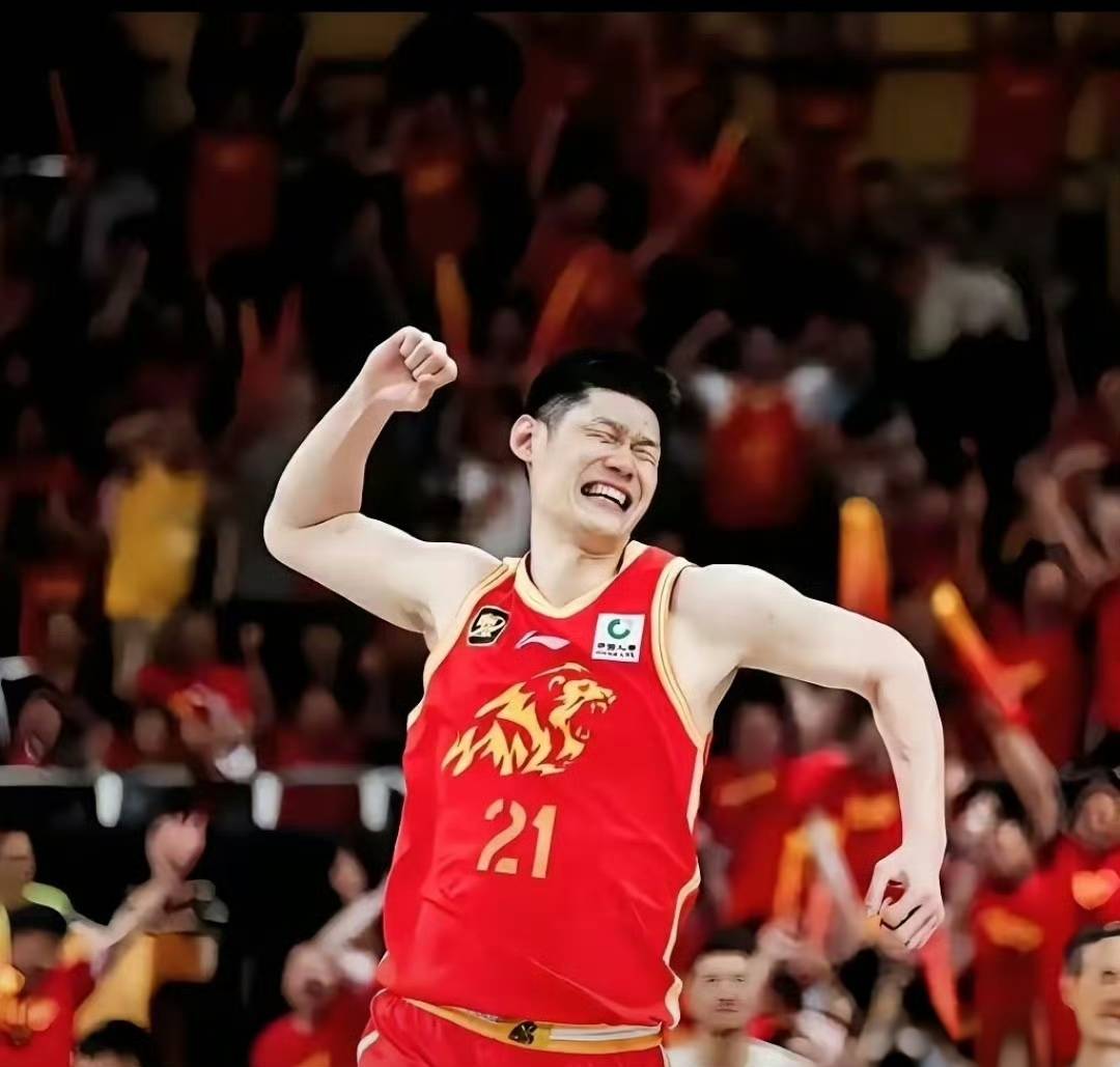 一念之差错失大局！两大核心状态下滑，广厦或许再也等不到巅峰交易