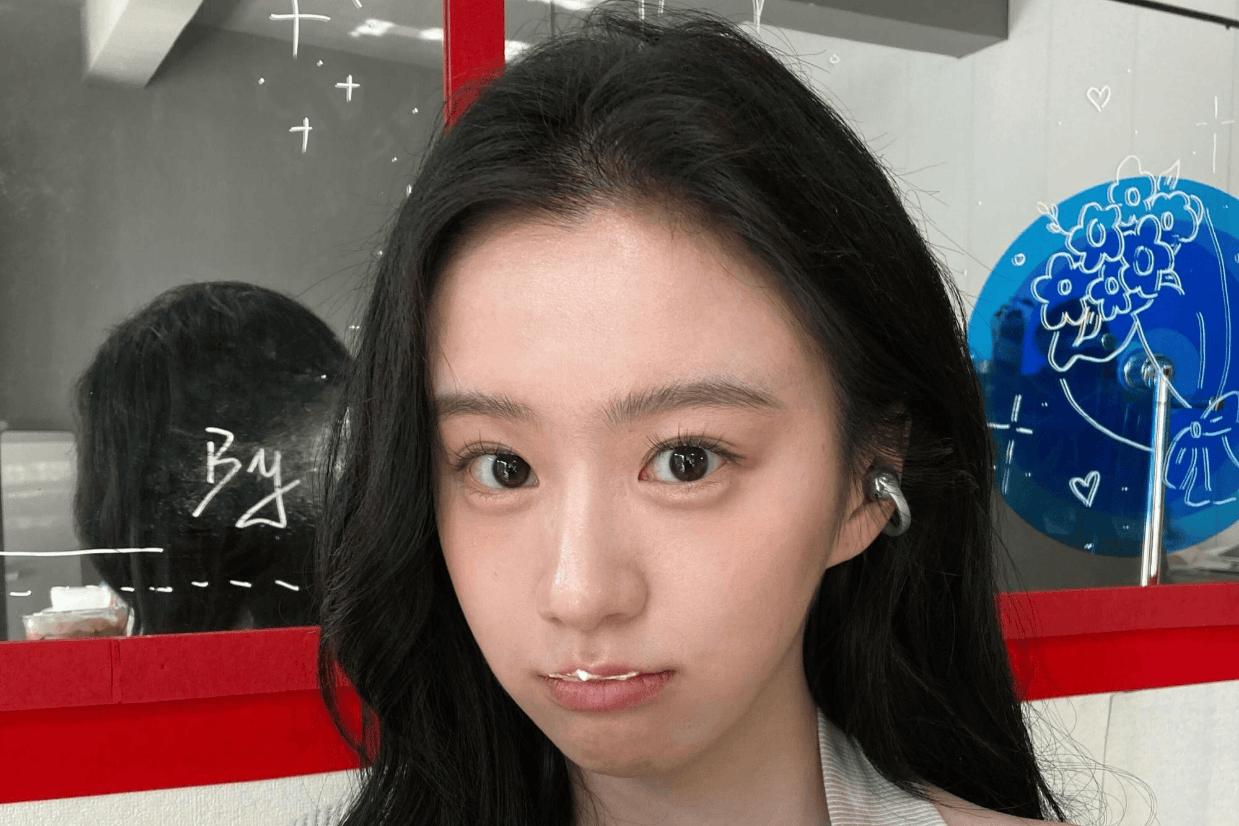 被指卧蚕是靠医美注射？包上恩霸气回应：在妈妈肚子里打的